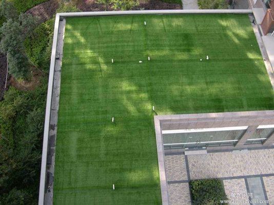 屋根台地PPの格子基盤の生地のための柔らかい人工的な草をリサイクルしなさい